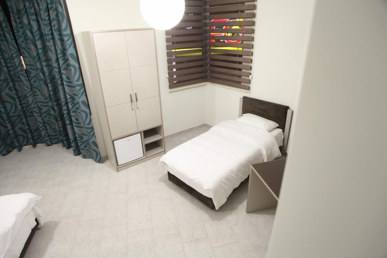 Hotell Fjortes 4*